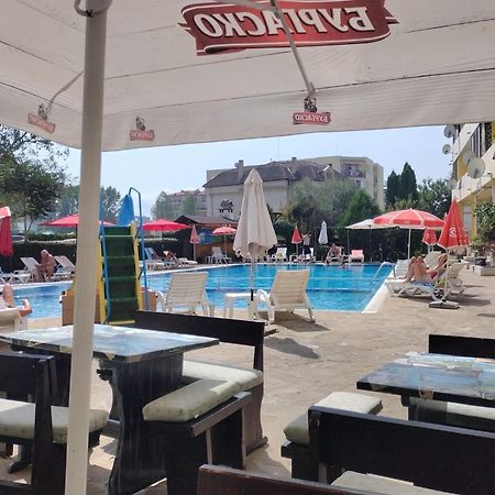 Апартаменти Блу Самър 1 & 2 & 3 Σάνι Μπιτς Εξωτερικό φωτογραφία